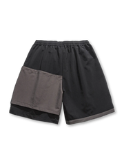 バックパックポケット配色ナイロンショーツ全体像