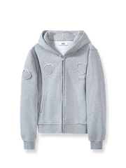 バッジ付きデザインが特徴のパッチワークフードジップパーカー