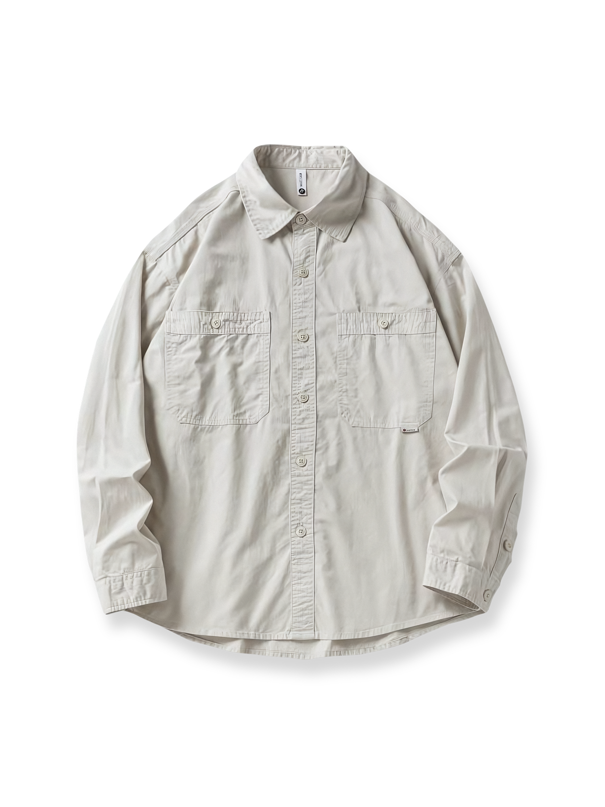 ビッグポケットとステッチ補強が特徴の100%コットンワークシャツの全体像。