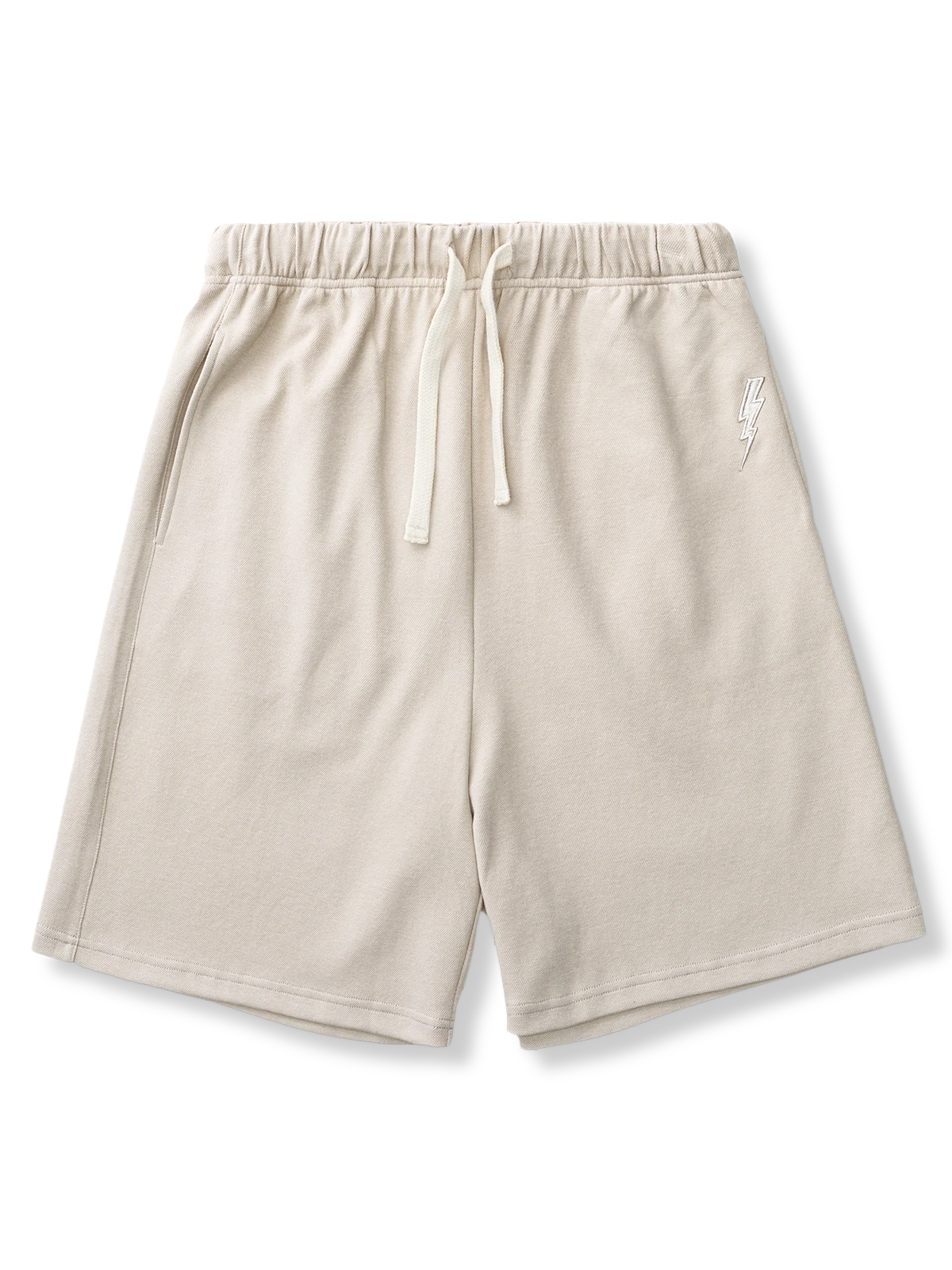 稲妻モチーフのビーズ刺繍とウェーブ編みベルトをあしらったジャガードショートパンツ。