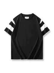 黒と白のバイカーストライプ柄が施された半袖Tシャツ