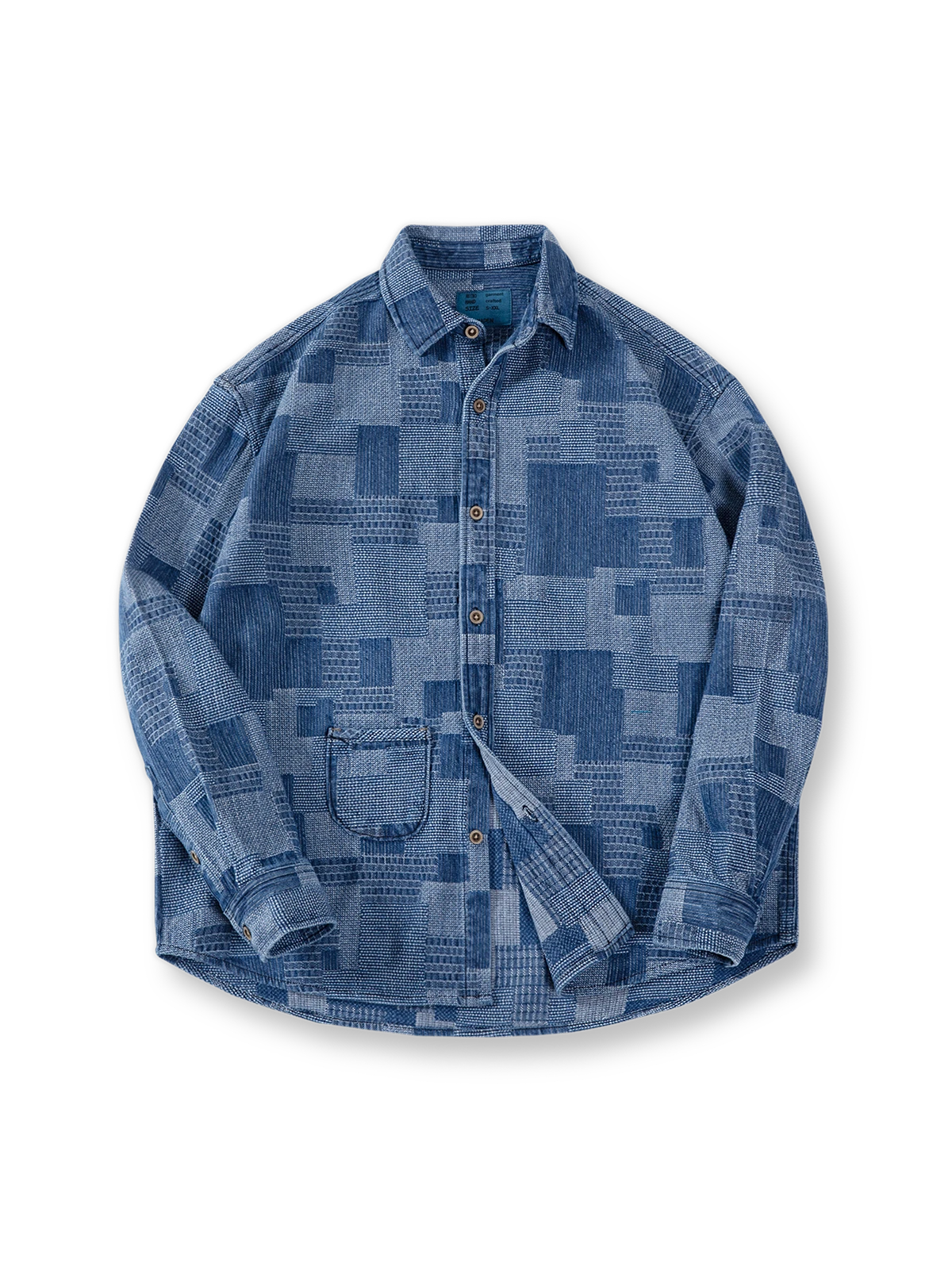 ボロ風ジャガード先染めデニム長袖シャツの全体と生地の凹凸感を写した写真