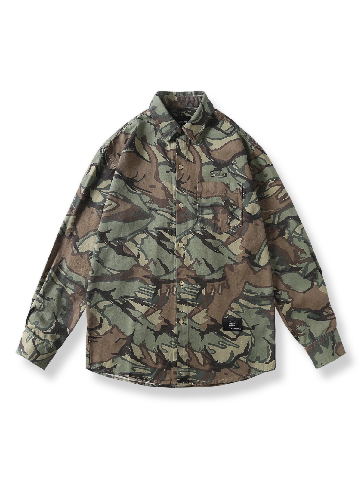 レトロな迷彩柄の長袖シャツ。
