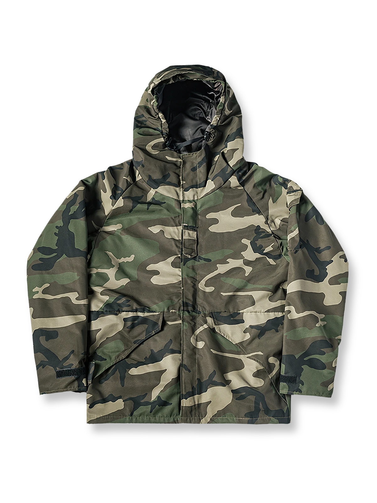 多層構造防寒仕様のウッドランド迷彩柄フード付き撥水シェルジャケット