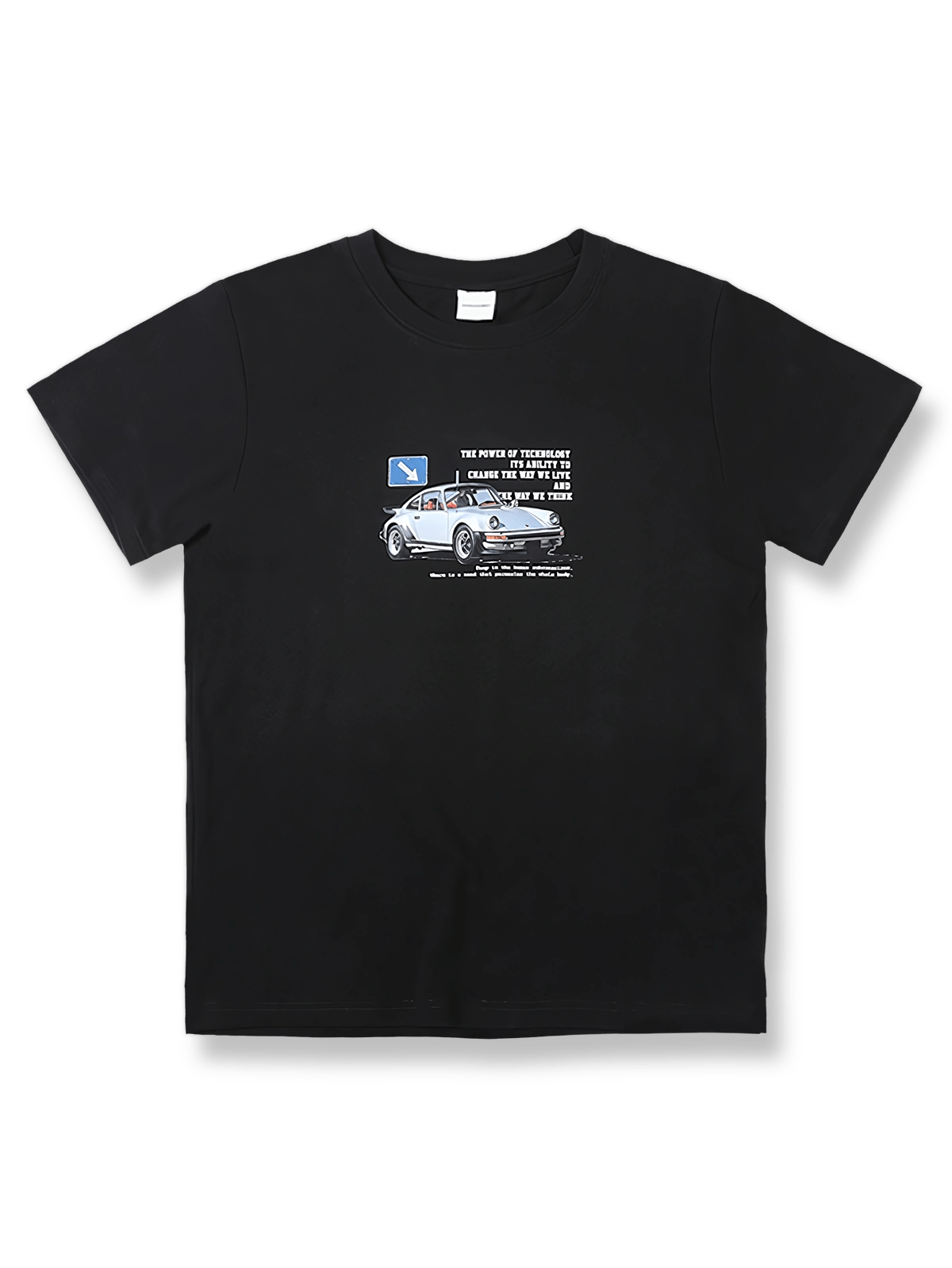  カーグラフィックプリントスリムフィット半袖Tシャツ。