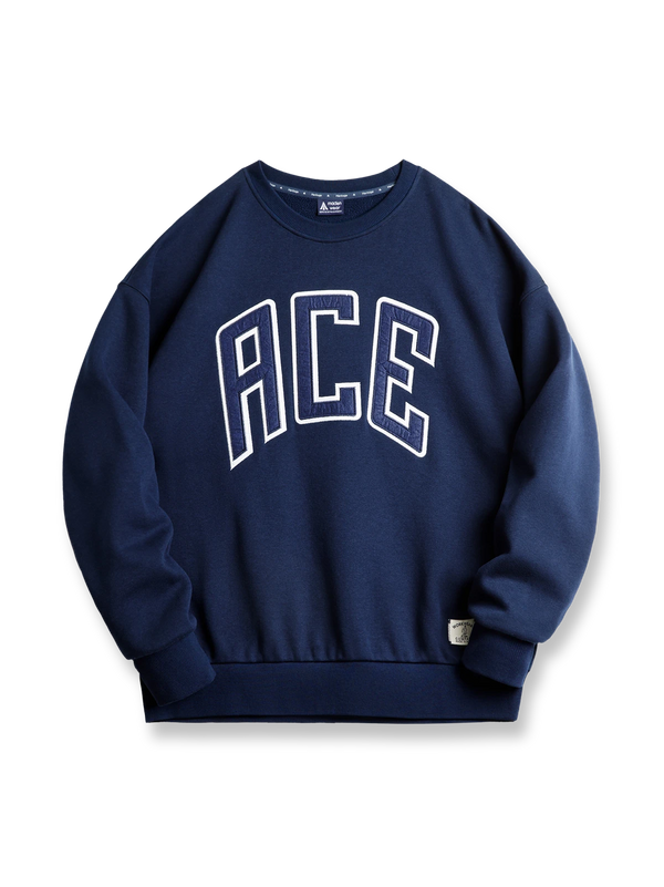 カレッジ風「ACE」ロゴ刺繍が施された起毛スウェットシャツ