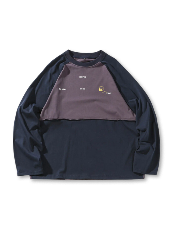 配色切り替えとロゴが特徴のコットン製ラグラン長袖Tシャツ。多用途に活躍する快適な一着。
