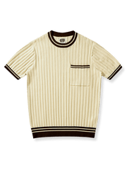 カラーリブトリムが施されたニット半袖Tシャツの前面が見える商品画像