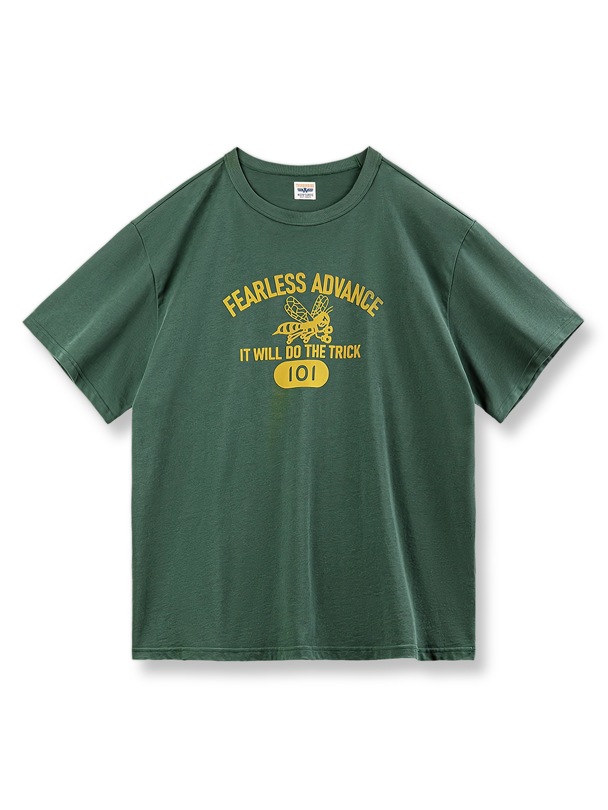 配色デザインとボクシングビーのプリントが施された半袖Tシャツ