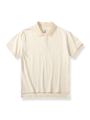 ウォッシュ加工とヴィンテージ仕上げが施されたコーマコットンのカジュアルポロシャツ