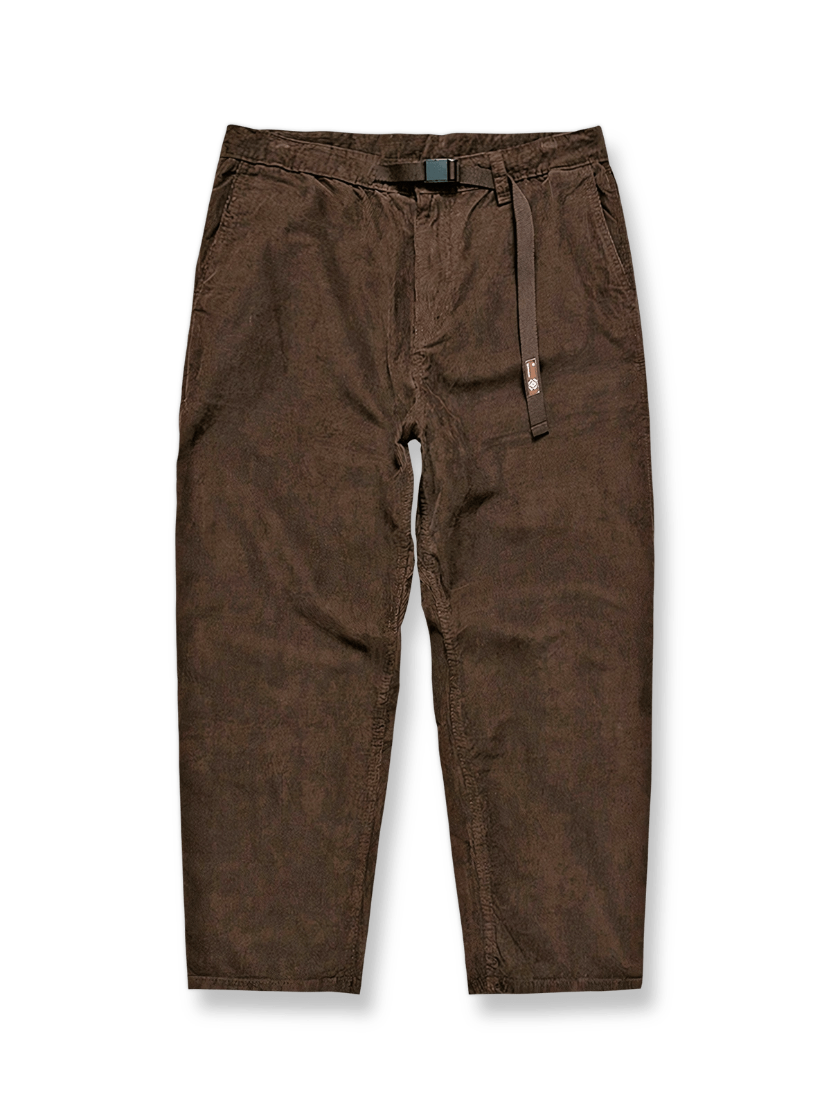 ヴィンテージ感漂う細畝コーデュロイのテーパードカジュアルパンツ