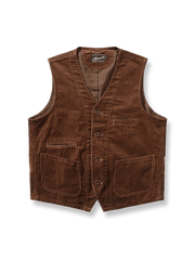 ヴィンテージ感のある四つポケットのコーデュロイベスト