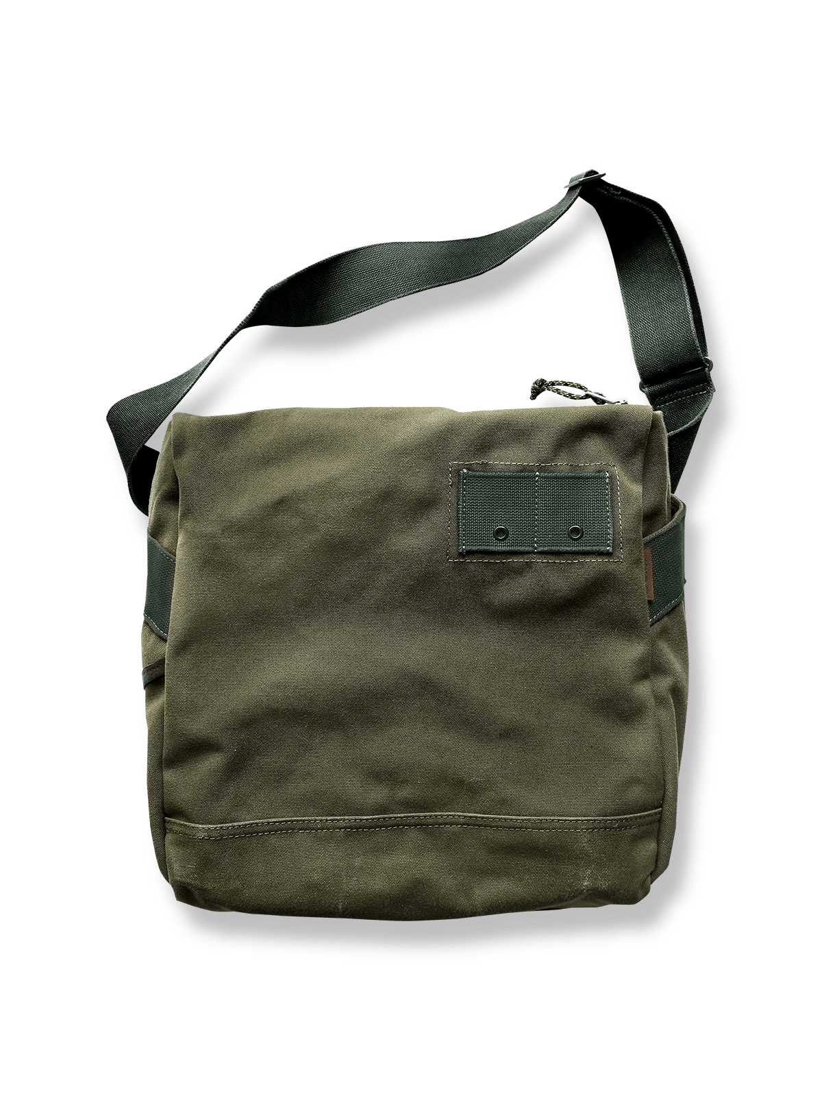 軍用素材とウォッシュドヴィンテージ仕上げのワンショルダーバッグ