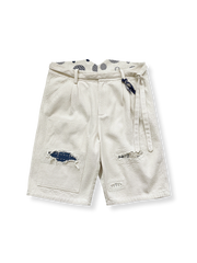 ダメージ加工とパッチワーク刺し子が施された五分丈カーゴショーツの全体が見える商品画像