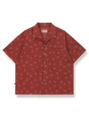 手描きドット加工と自然なグラデーションが特徴のコーデュロイシャツ。