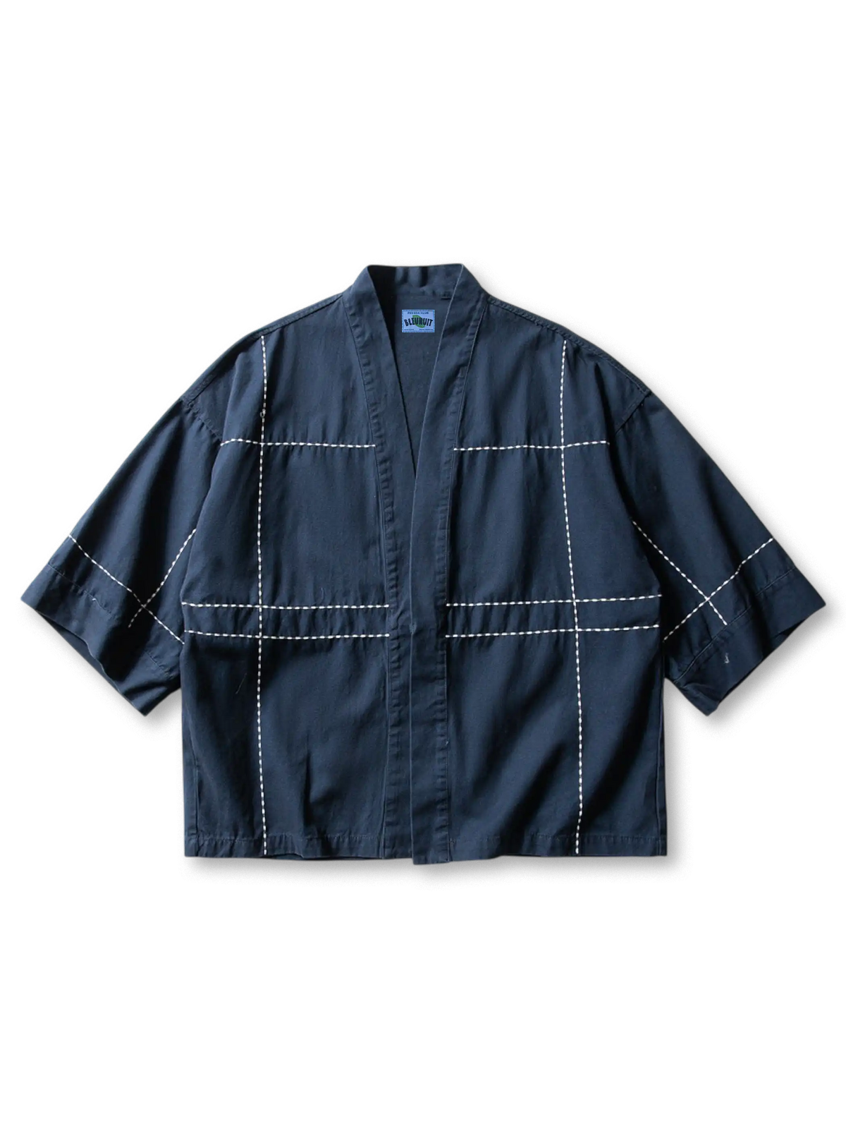 刺繍グリッドはんてんカーディガンシャツの全身ビュー、はんてん開襟とグリッド刺繍ディテールを強調。