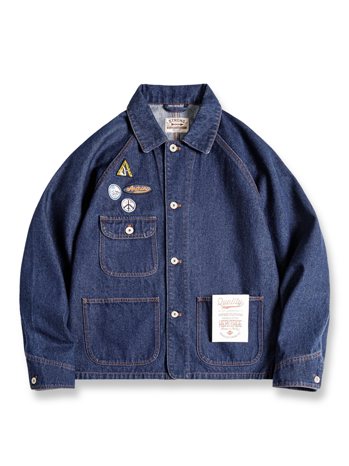 刺繍ワッペンがアクセントのヴィンテージ風デニムジャケット