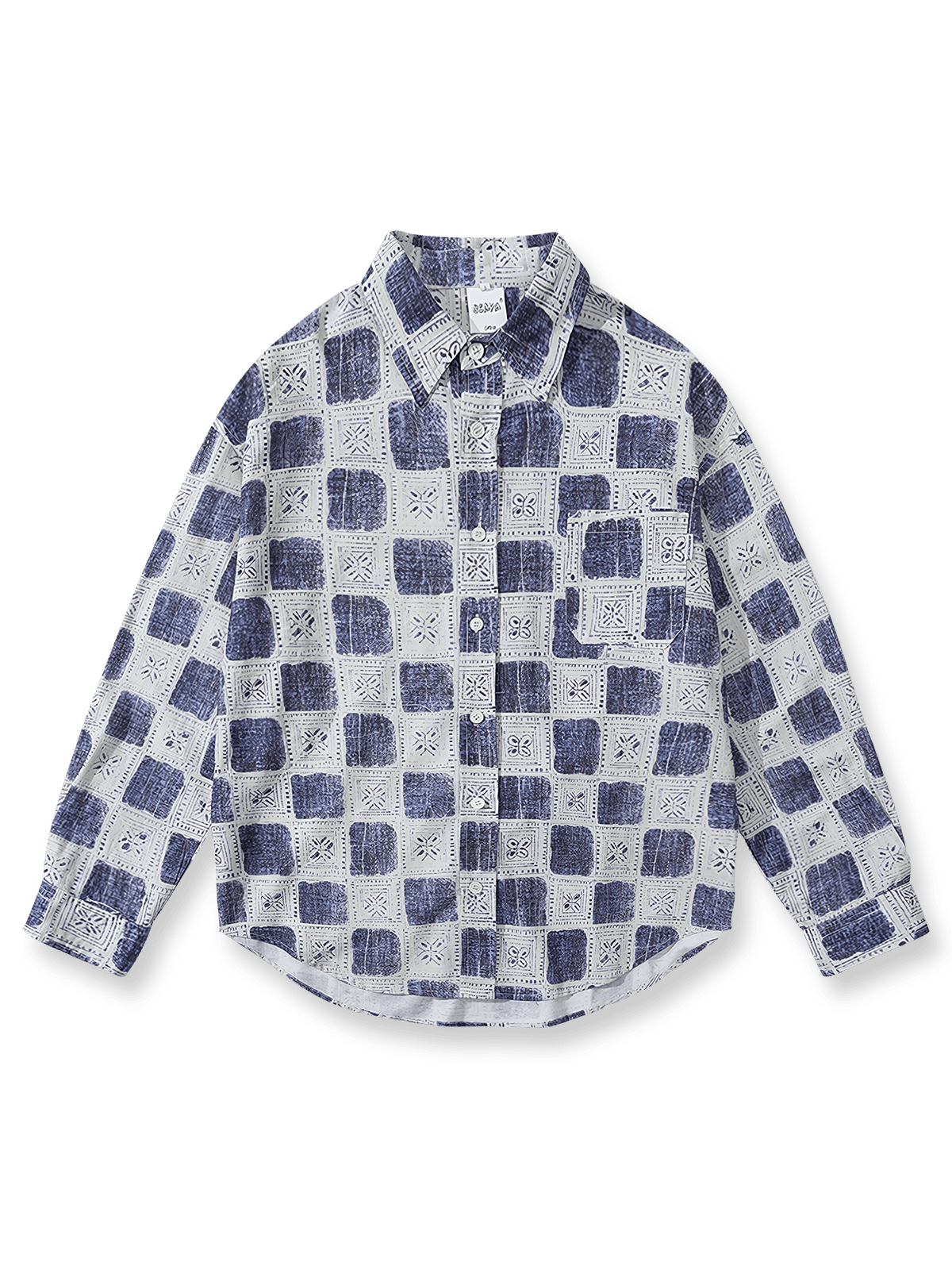 エスニック柄プリントのシャツ