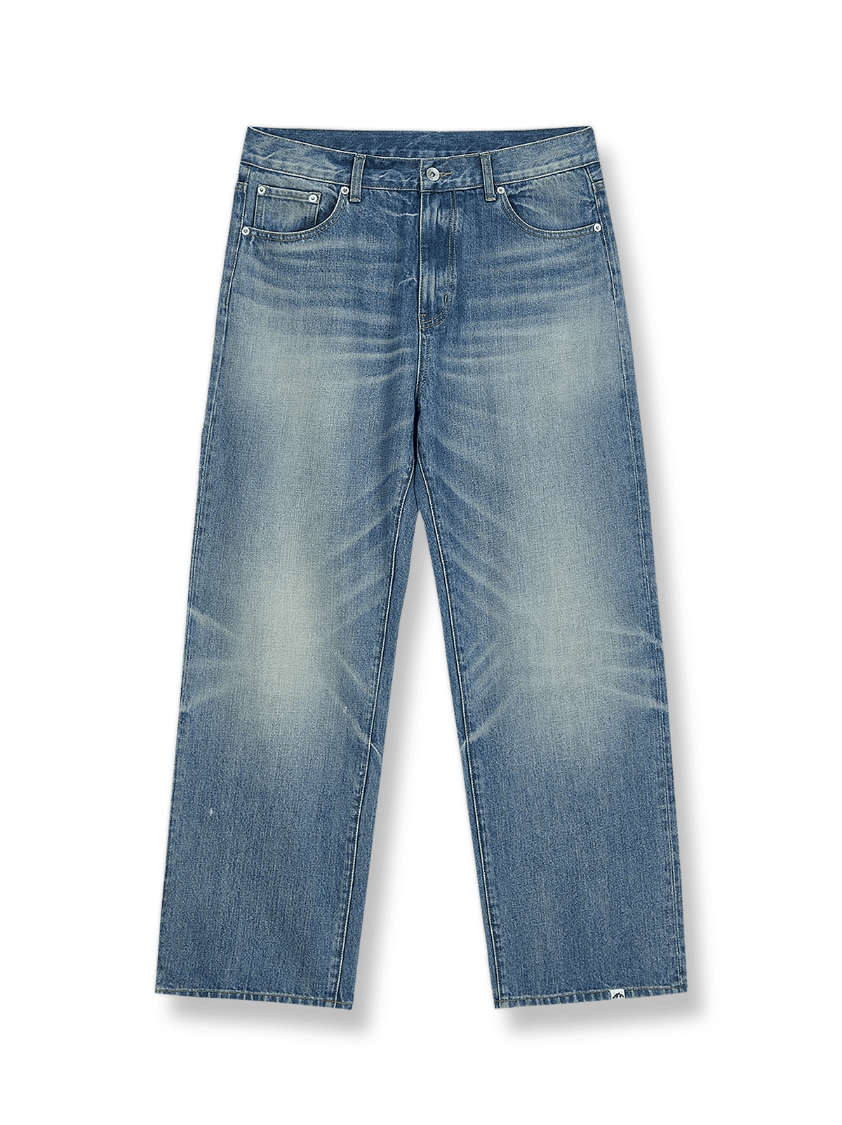 50年代スタイルのハイウエストワイドウォッシュデニムパンツ。