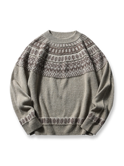北欧風幾何学模様のフィッシャーマンニットセーター