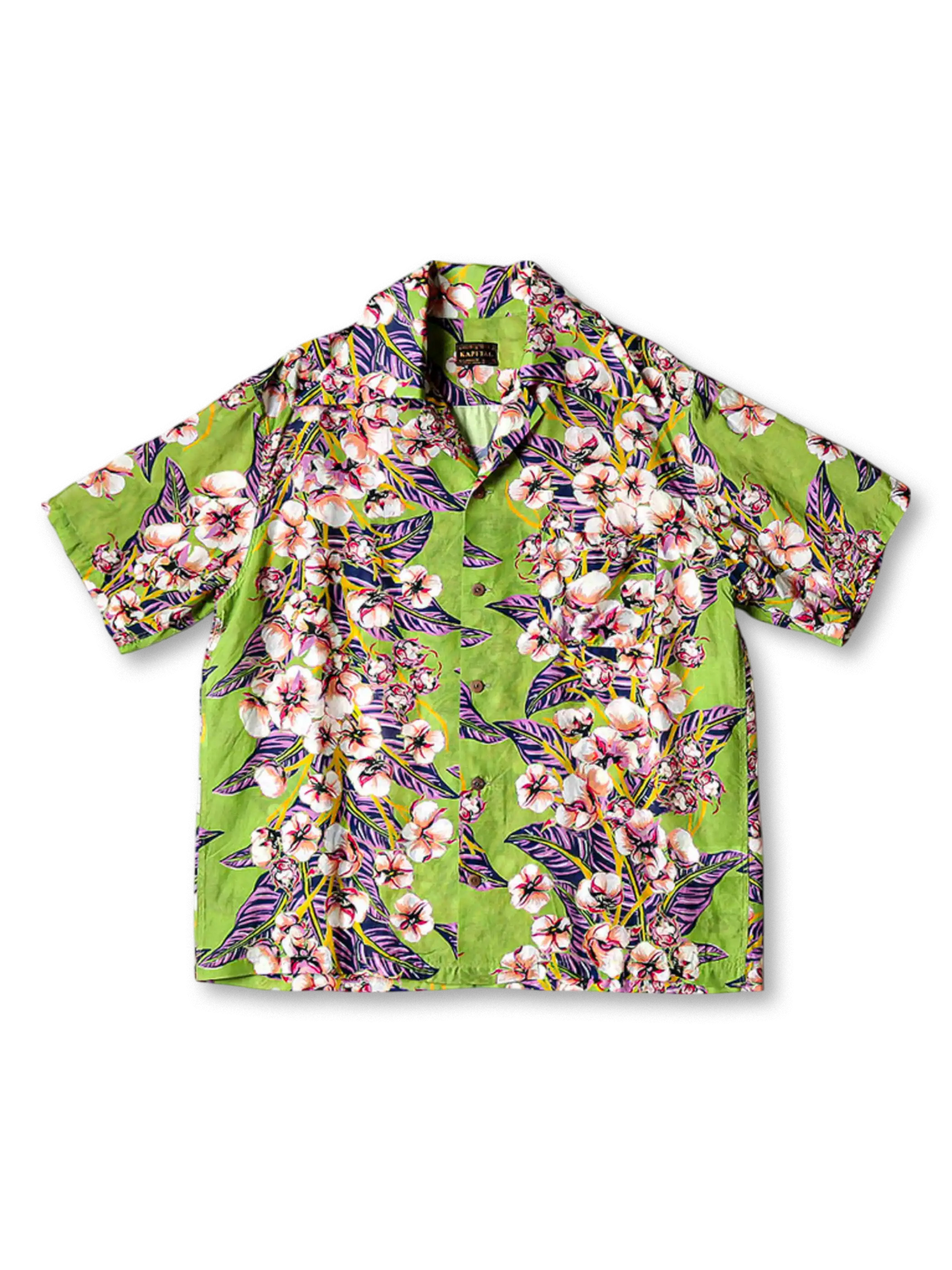 鮮やかな花柄プリントのテンセル半袖シャツ。オープンカラーとルーズフィットでリゾートにも日常にも適した快適な着心地