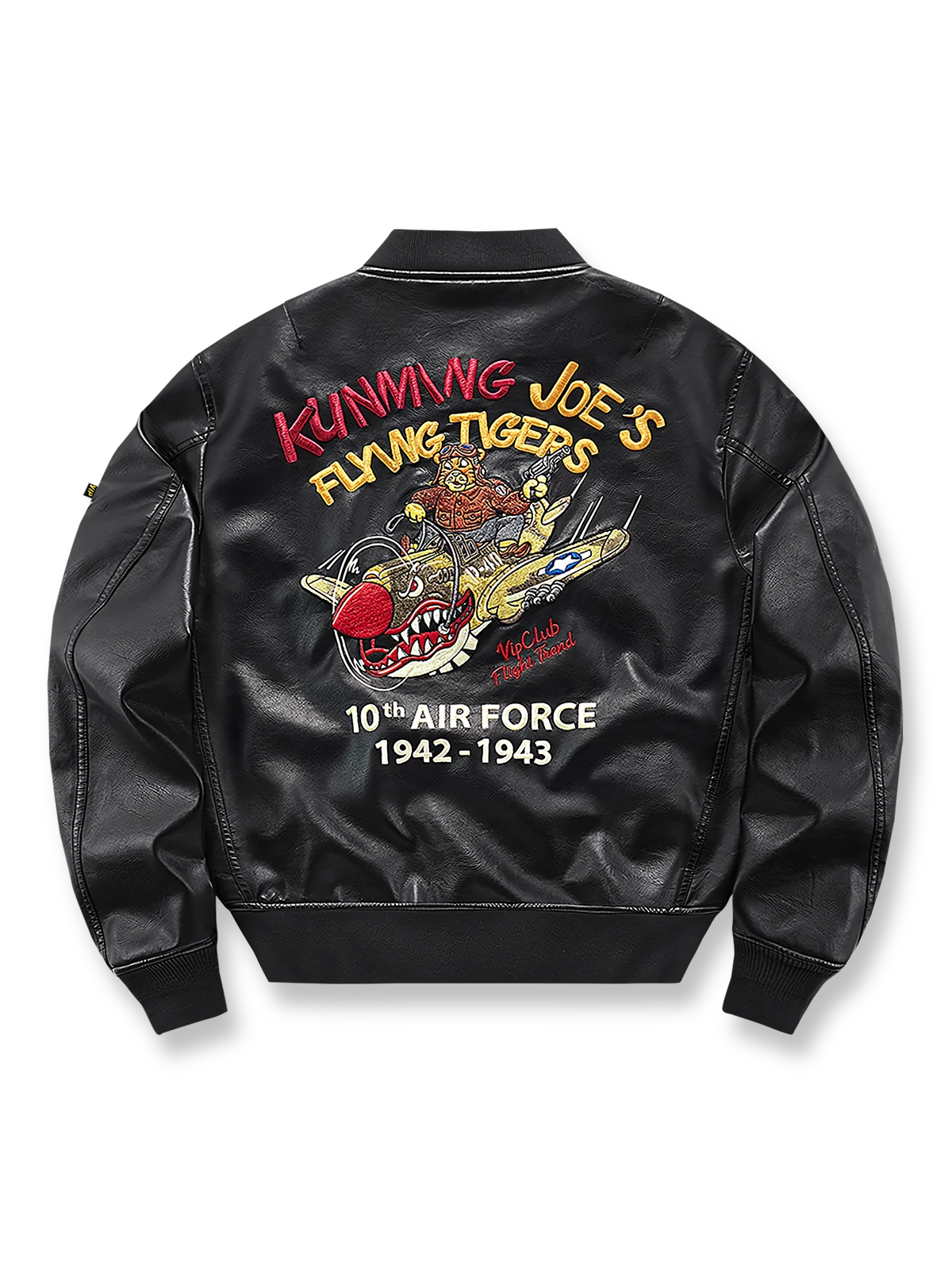 フライングタイガースの刺繍ワッペンが印象的なパイロットジャケット。