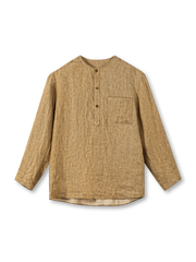 ヘリンボーン織りの高密度フレンチリネンと無構造ノーカラーが特徴のヘンリーネックシャツ