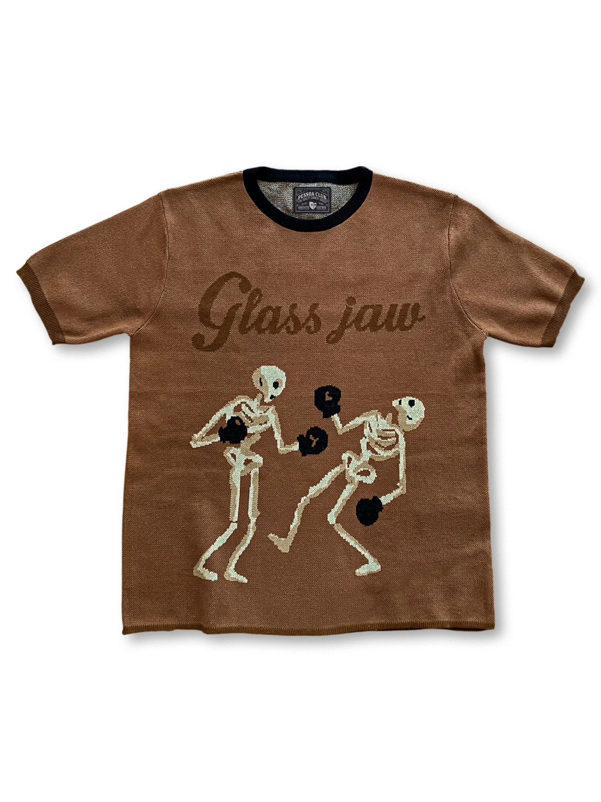 スケルトンファイター柄のジャカード編みが特徴の半袖ニット