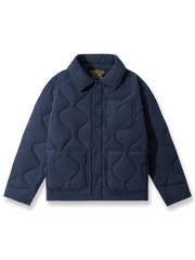 ひょうたん型キルティングとシルクコットン中綿が特徴のジャケット。