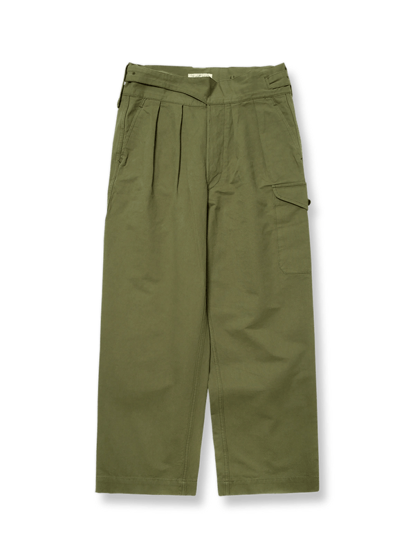 日本製高密度コットンで仕立てたグルカ軍仕様ダブルプリーツチノパンツ