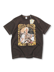 ジプシー占い師姿のマリリン・モンローを配したベージュボディのTシャツ