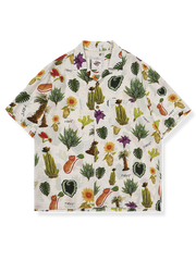 手描きの熱帯植物柄が特徴のビスコースとシルク混紡アロハシャツ