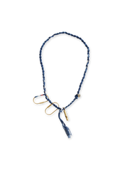 藍染めの編み込みコードと真鍮製サバイバルホイッスルを組み合わせたハンドメイドネックレス