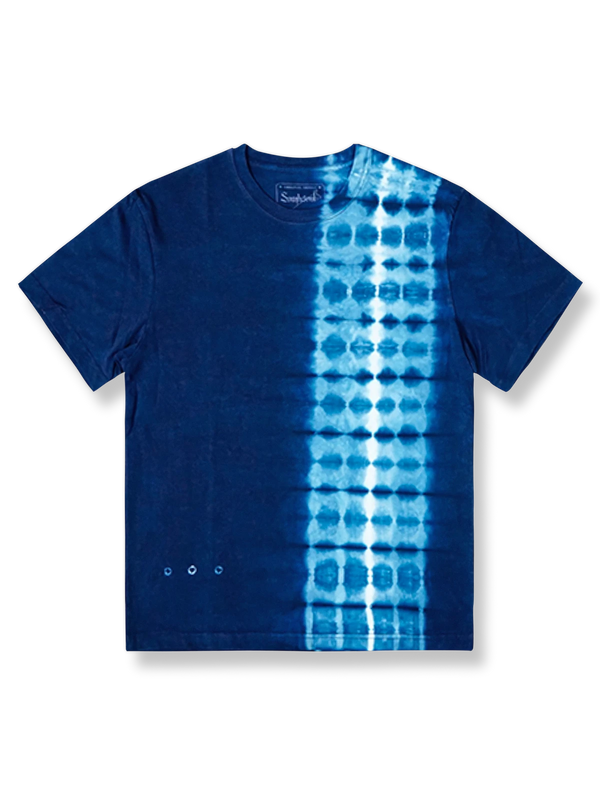 植物藍染めと手作りタイダイが施された綿質Tシャツ