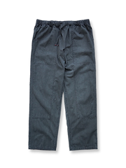 古法植物染めによる草木灰色と藍色のワイドワークパンツ。ウエストゴム＆ドローコード、サイドポケット付きでエイジングを楽しめるデザイン。