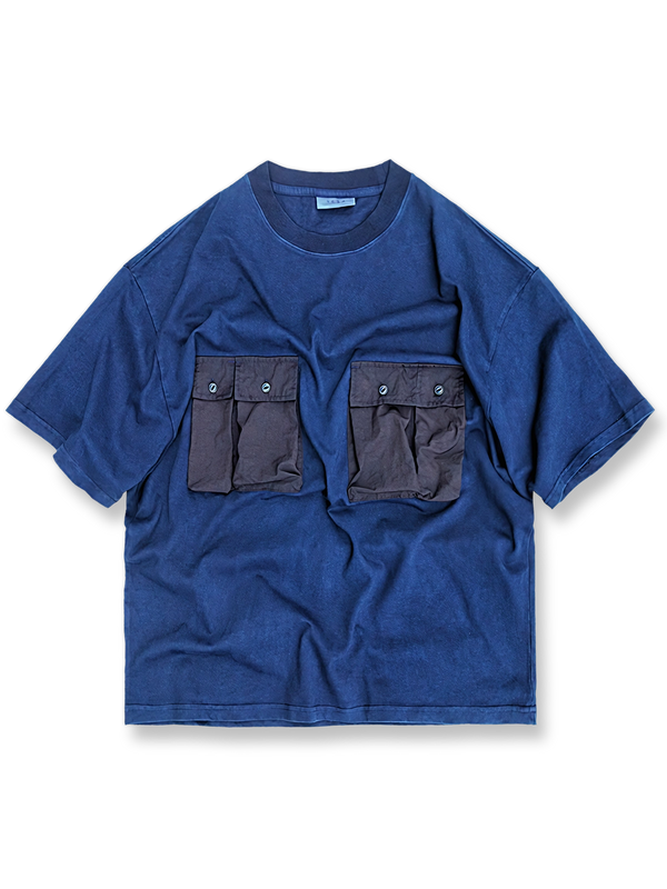 手作り伝統的な藍染四つポケット付き半袖Tシャツの前面が見える商品画像