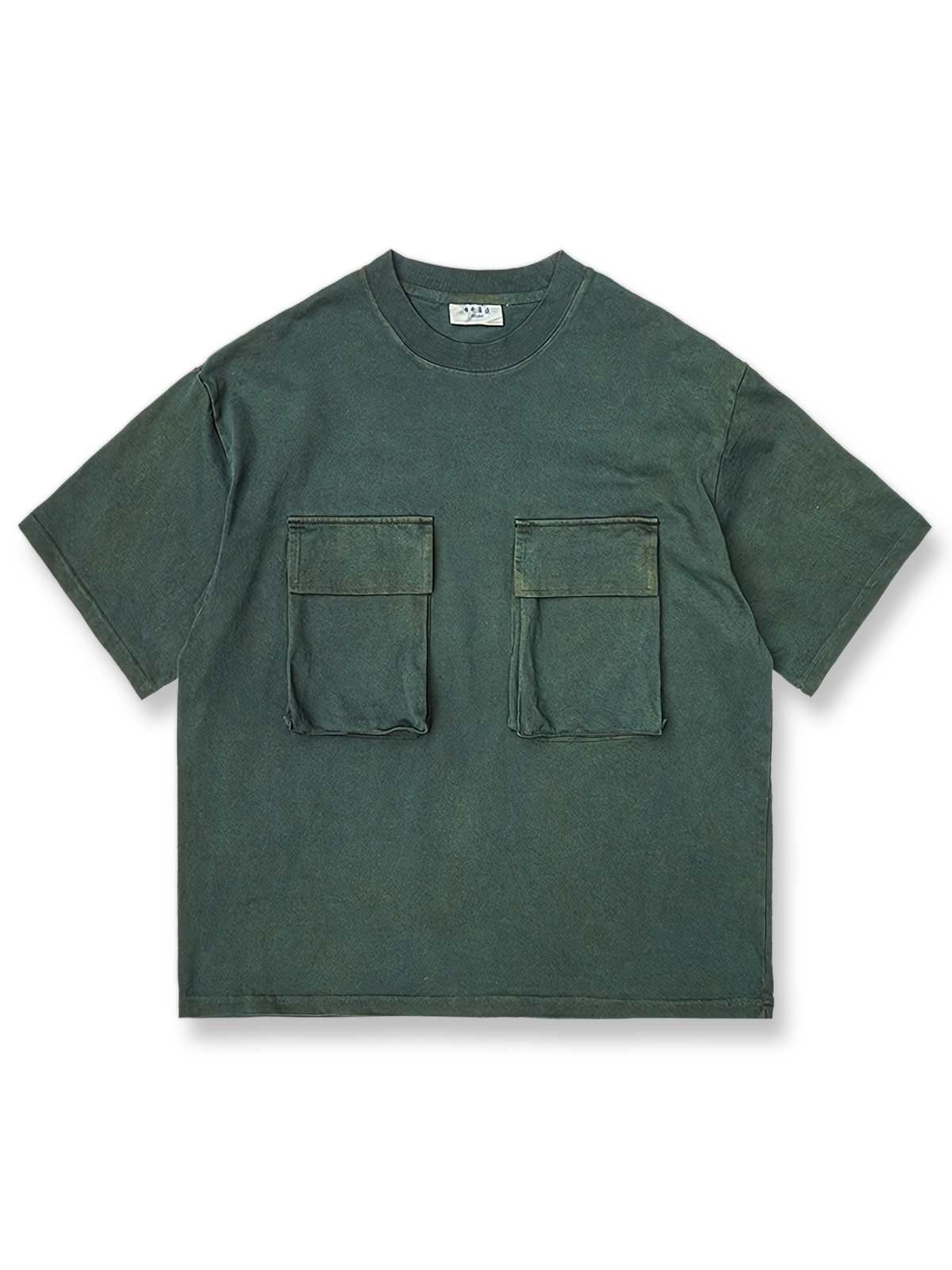 手作り伝統植物染め四つポケット付き半袖Tシャツの前面が見える商品画像