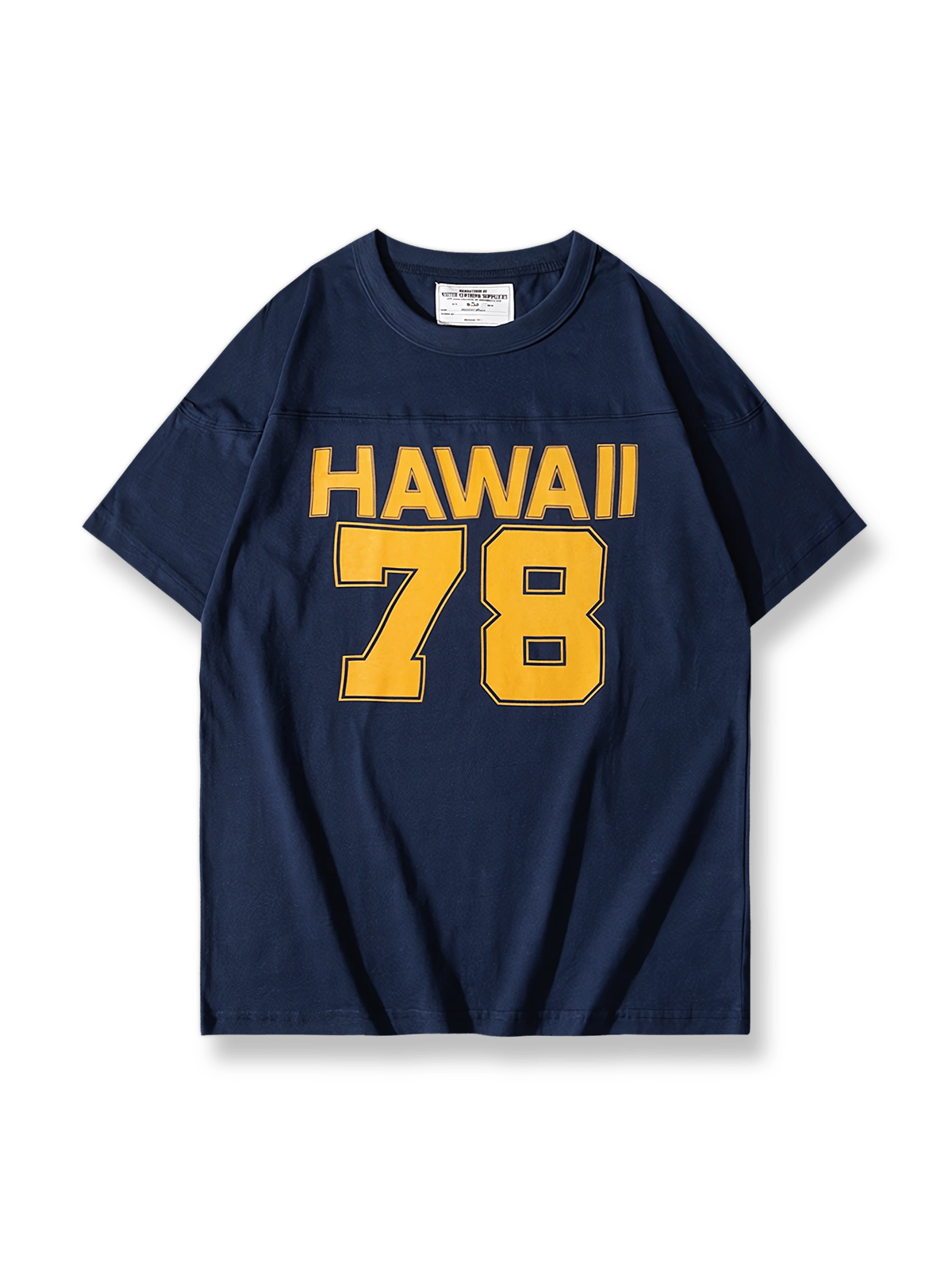 カラーブロックデザインとHAWAII 78ロゴのエンボスプリント半袖Tシャツ。