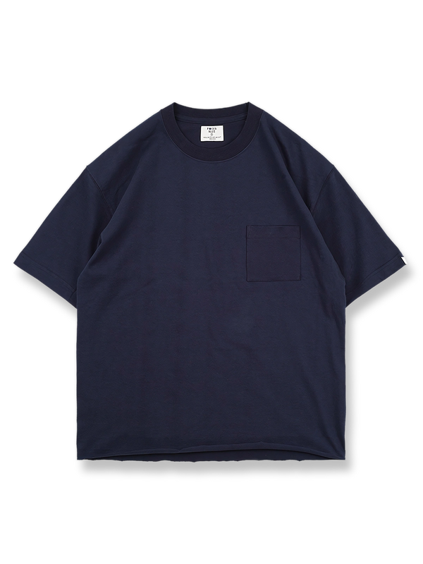 耐久性の高いヘビーデューティコットン素材と胸ポケットが特徴の無地Tシャツ