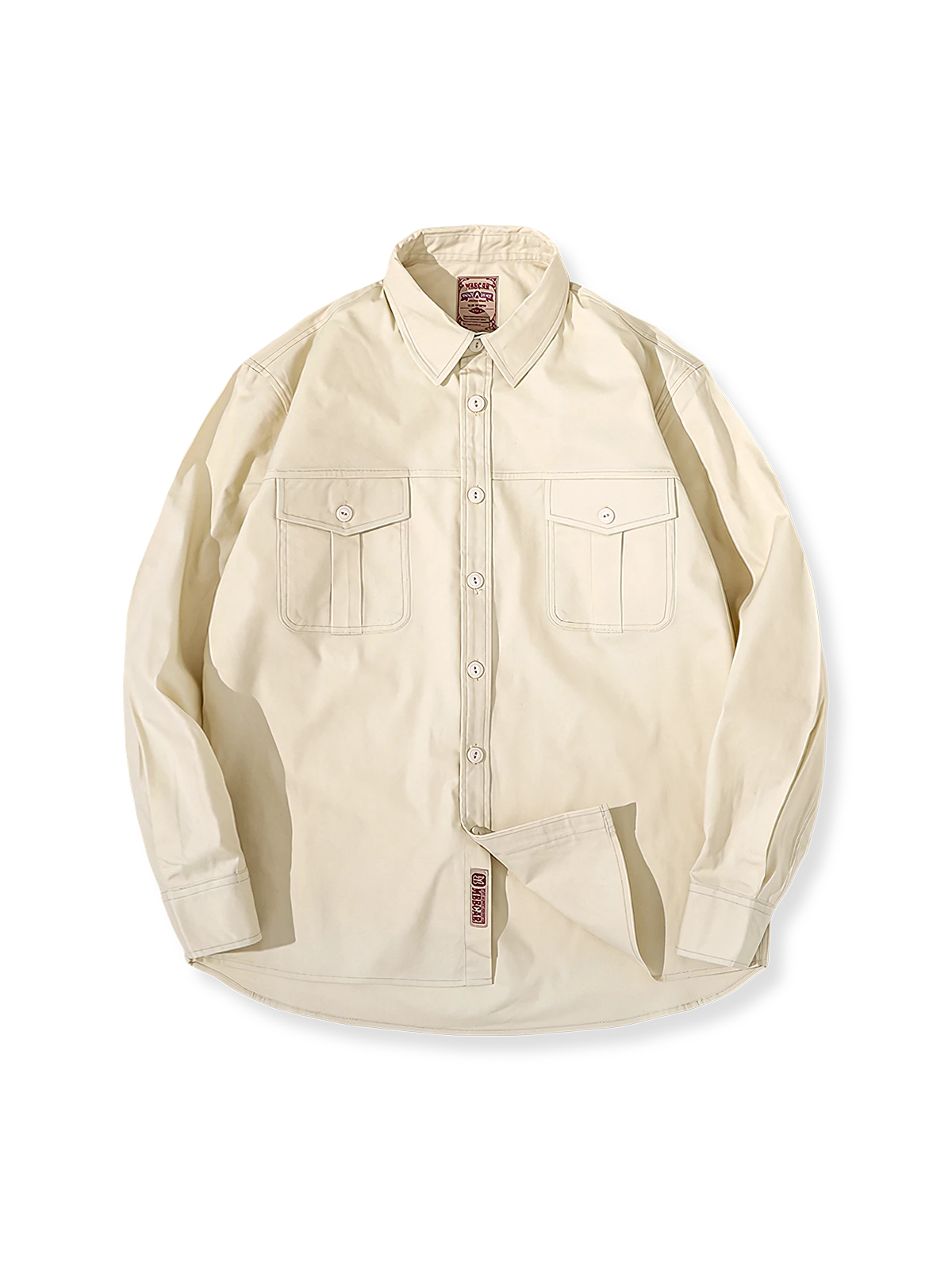 高密度色織りコットン生地とアコーディオンポケットが特徴のヘビーウェイトシャツ