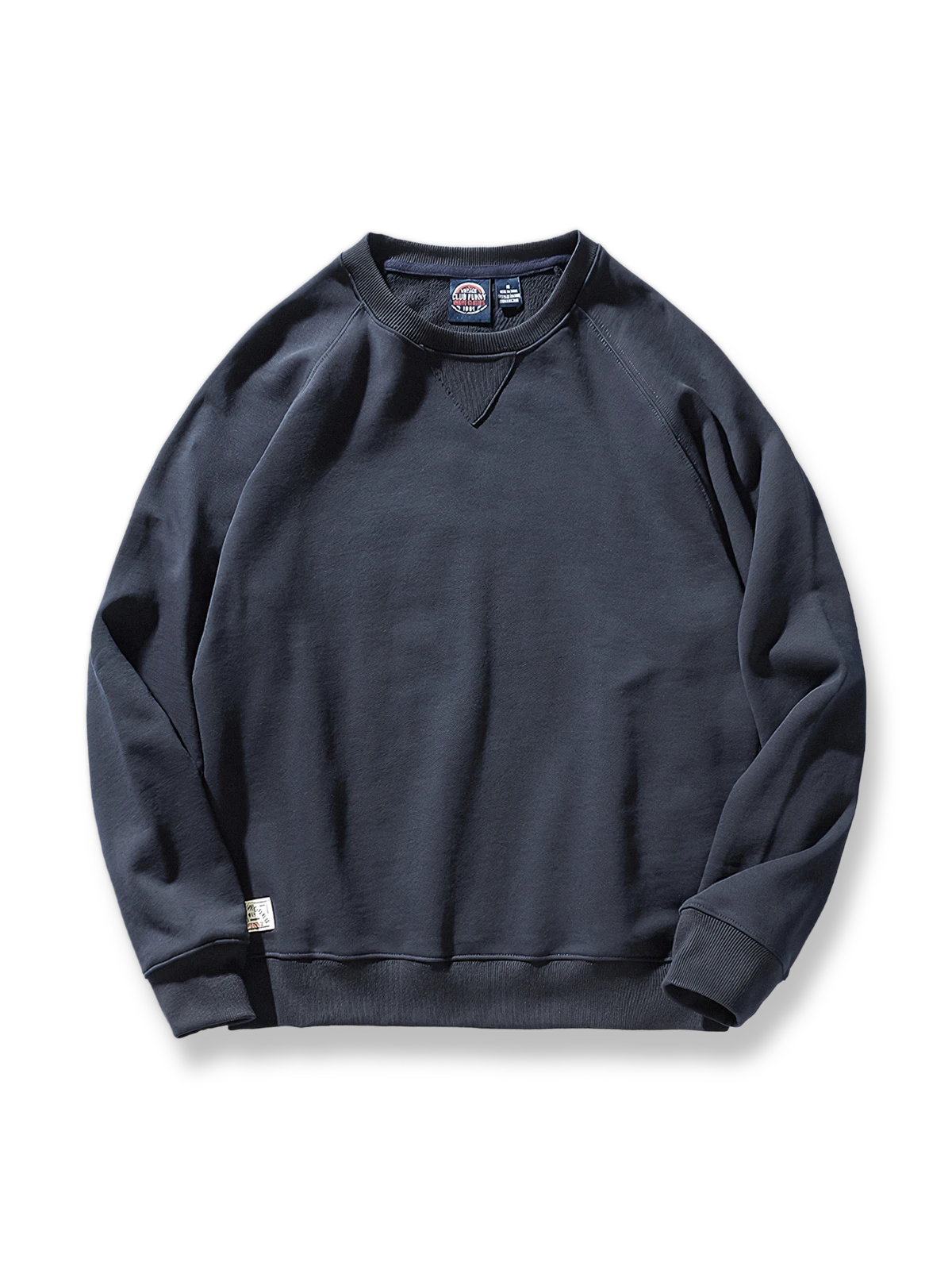 360g/m²のヘビーウェイトロングステープルコットンを使用したクルーネックプルオーバースウェット。