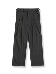 ヘリンボーン柄のプリーツウールスラックス