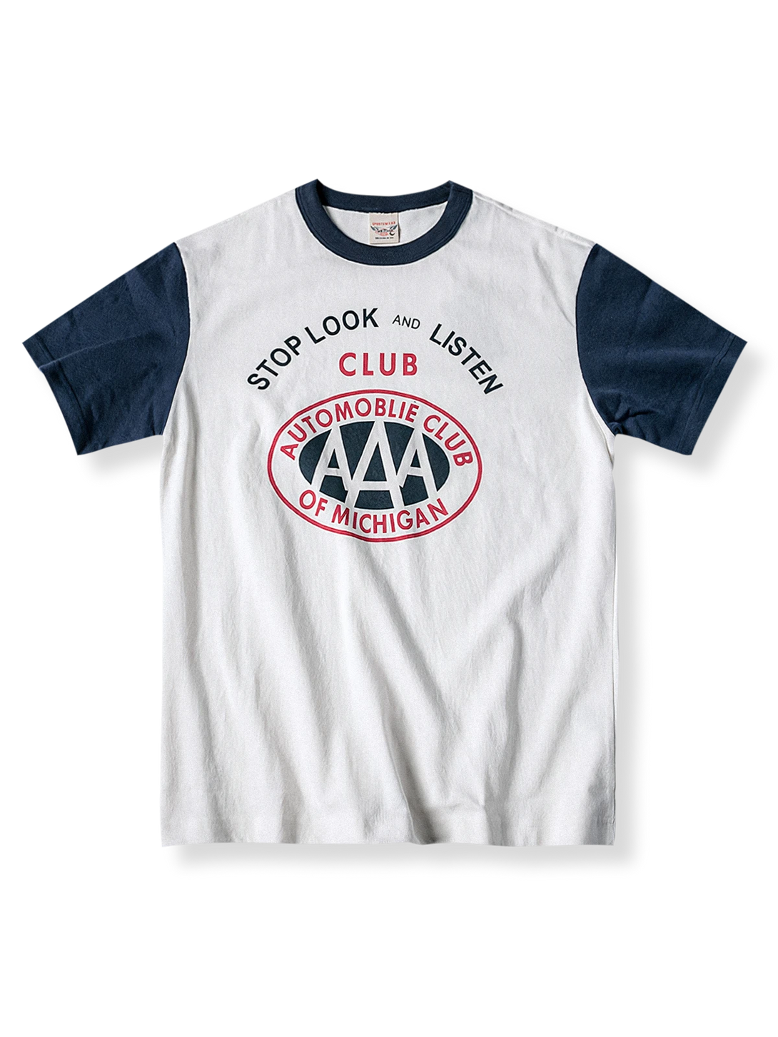 ホットロッド文化を表現したラグランスリーブTシャツ タイプAはAAAクラブ、タイプBはスパークプラグデザイン。