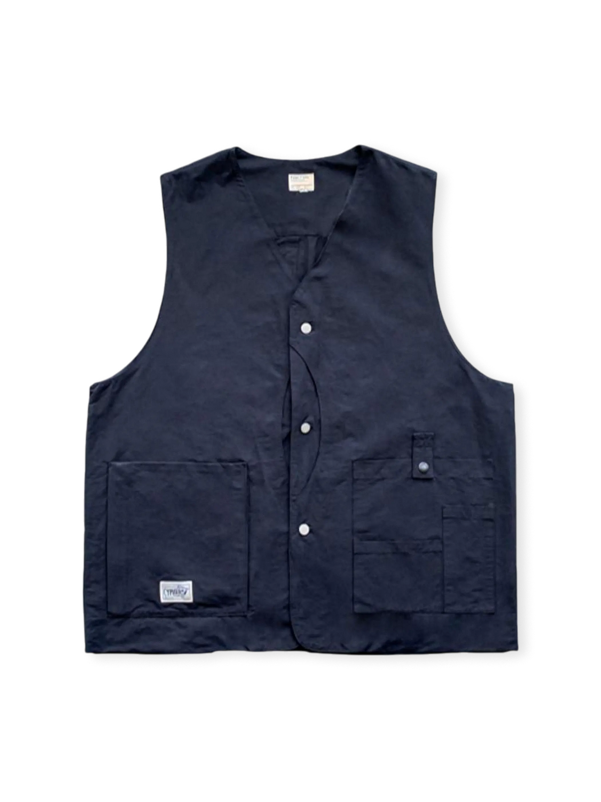 1930年代着想のキャンバス生地使用ルーズフィットヴィンテージハンティングベスト。多機能ポケットとこだわりのボタン付き。