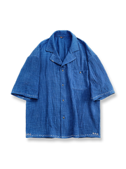 藍染め七分袖シャツの前面が見える商品画像