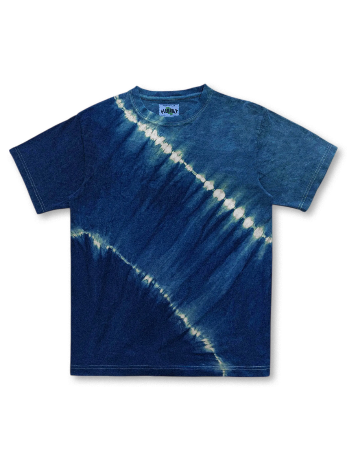 日本の藍染技術で手染めされたインディゴグラデーションのタイダイTシャツ