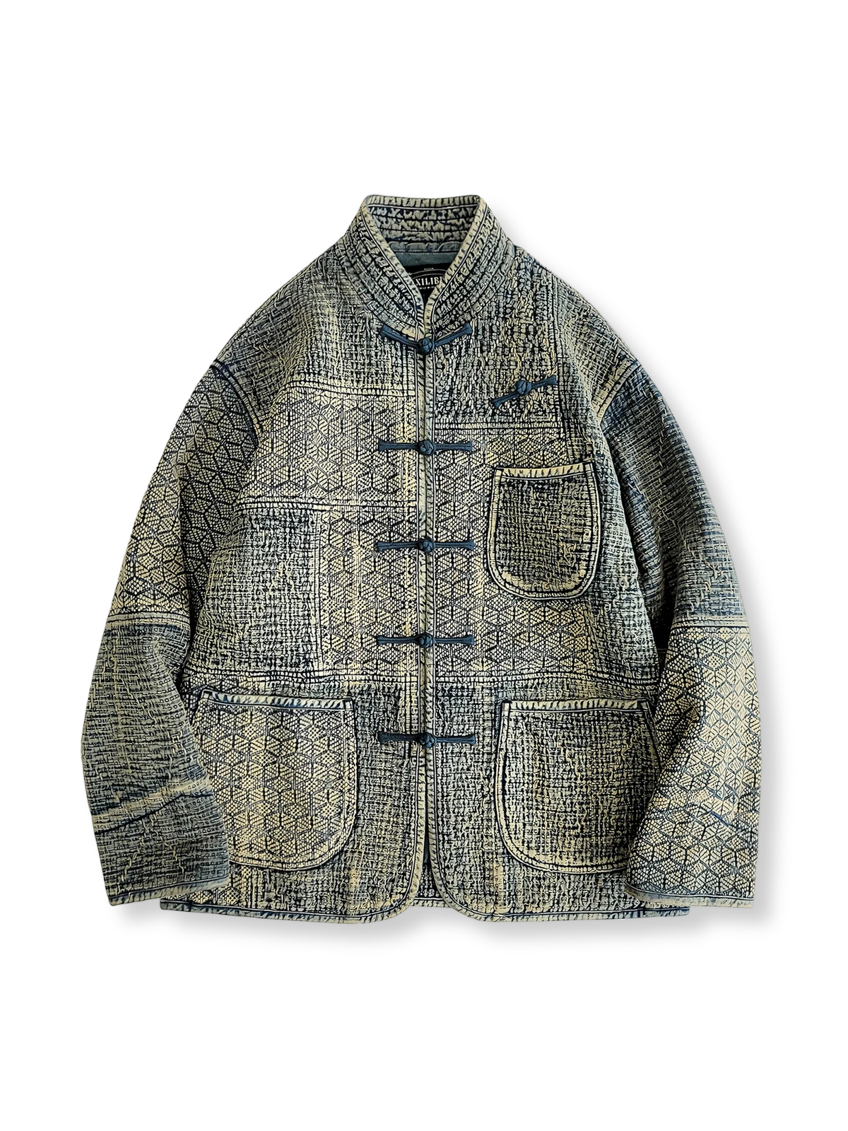 藍染め刺子織りのピースワークとチャイナボタンが特徴の立ち襟ジャケット