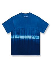 藍染めタイダイによる青のグラデーションが美しいヘビーウェイトTシャツ。