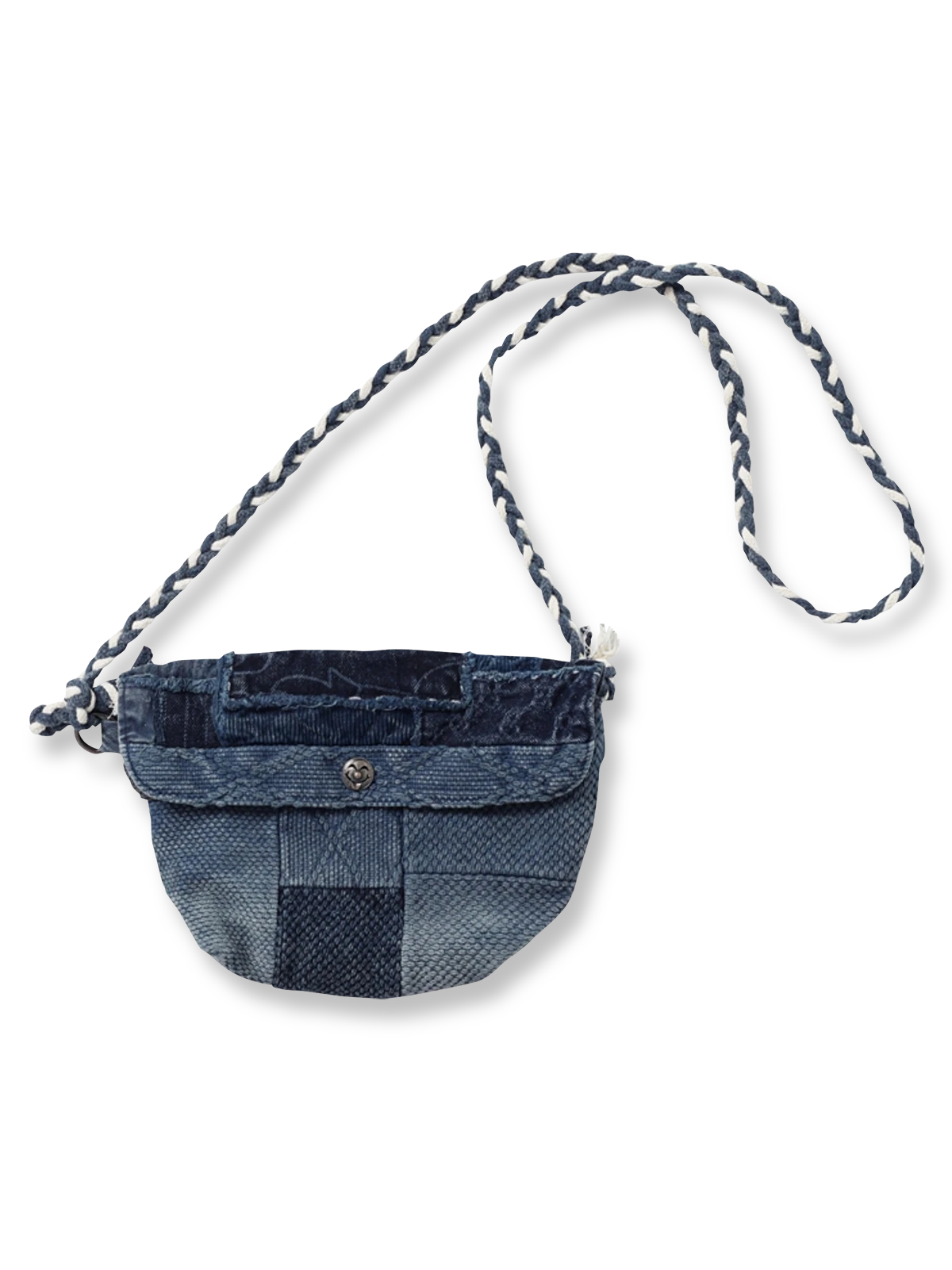 インディゴ古布パッチワークと刺子を施したクロスボディバッグ。