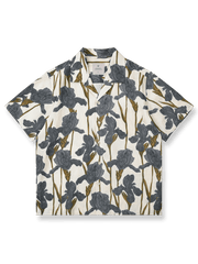  アイリスプリントリネンキューバシャツ。